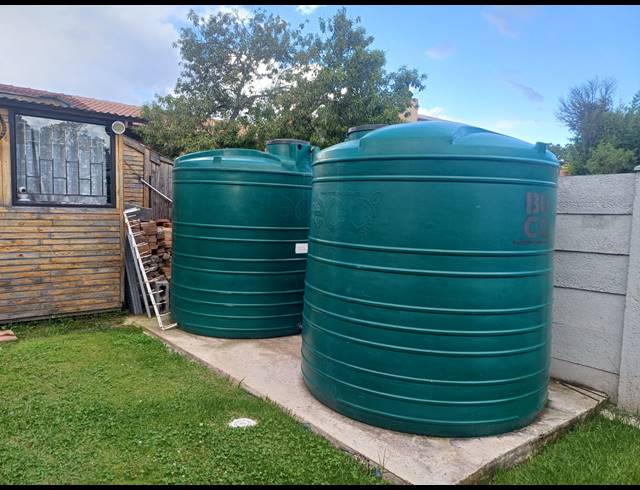 5 BEDROOM HOUSE FOR SALE IN SECUNDA CENTRAL